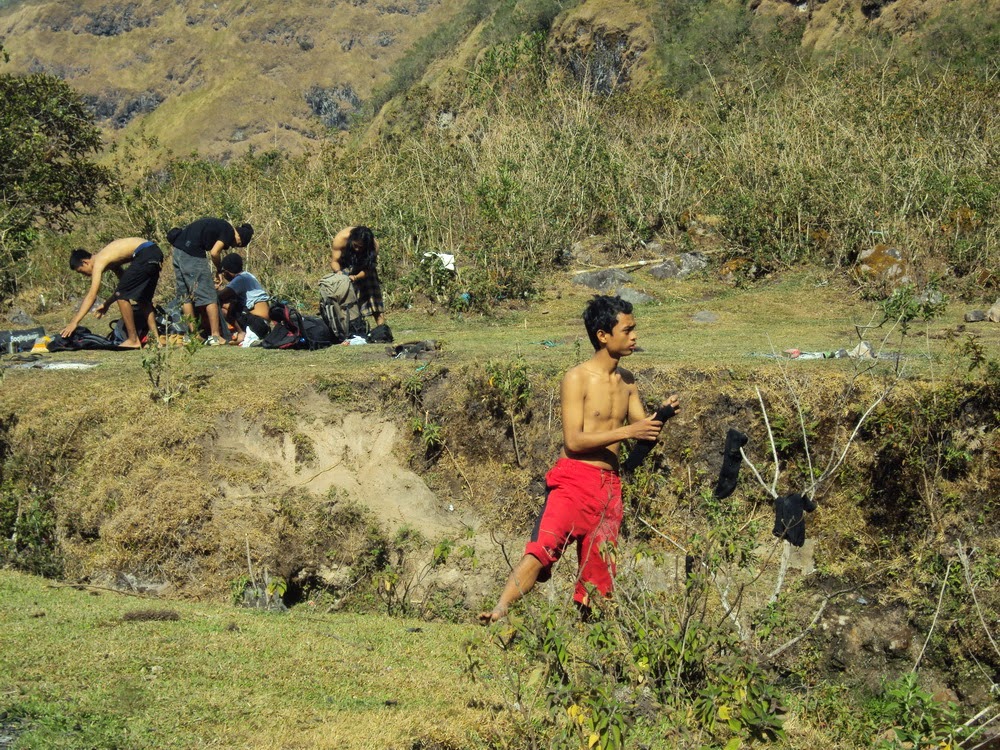 lembah ramma sulawesi selatan buka baju cantik 