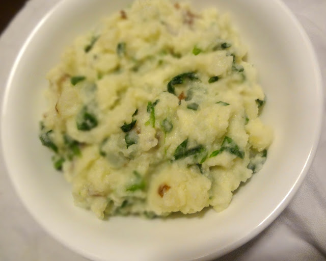 Spinach and Garlic Mashed Potatoes