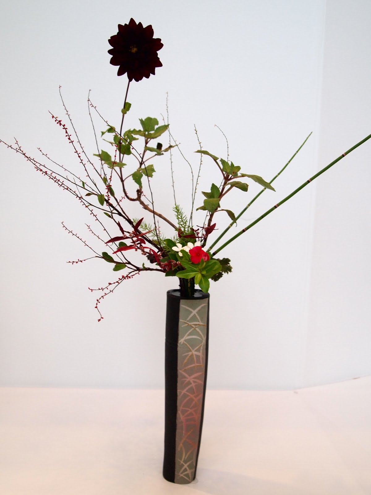 Vintasia: Japan Flower Arrangement - Ikebana
