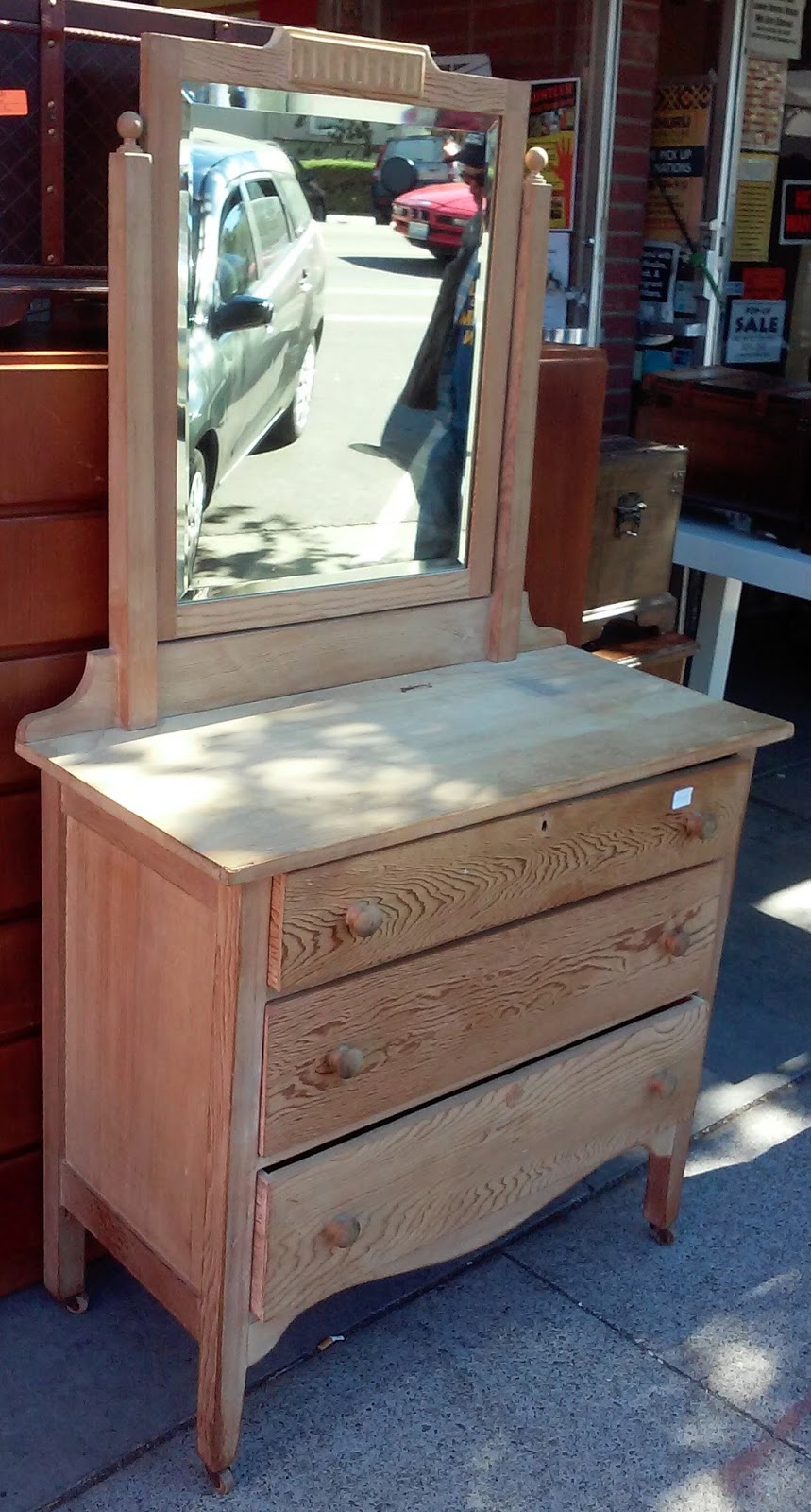 Uhuru Furniture Collectibles Sold Bargain Buy 7187 Antique