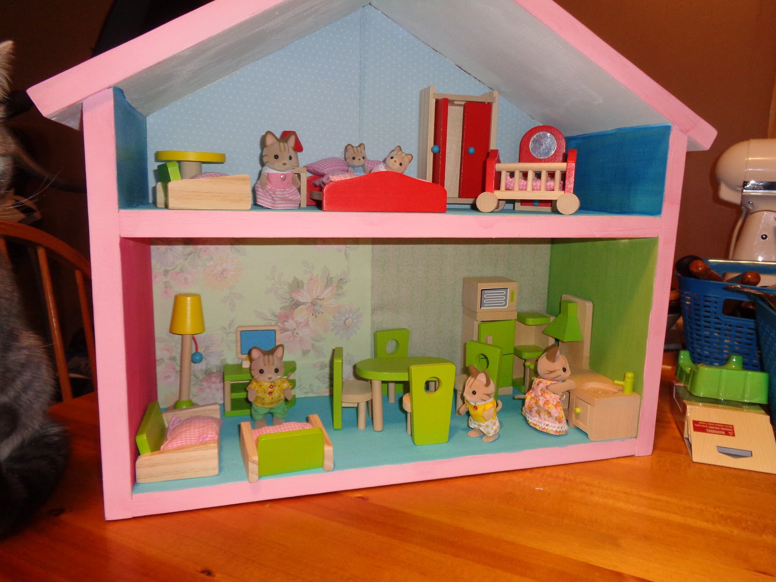 Lifeonthewink Calico Critters Dollhouse DIY