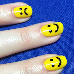 nail smiley trend smile