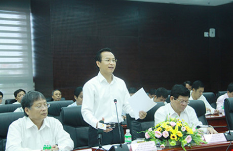 Bi thu Da Nang nhan trach nhiem vu chim tau - Anh 1