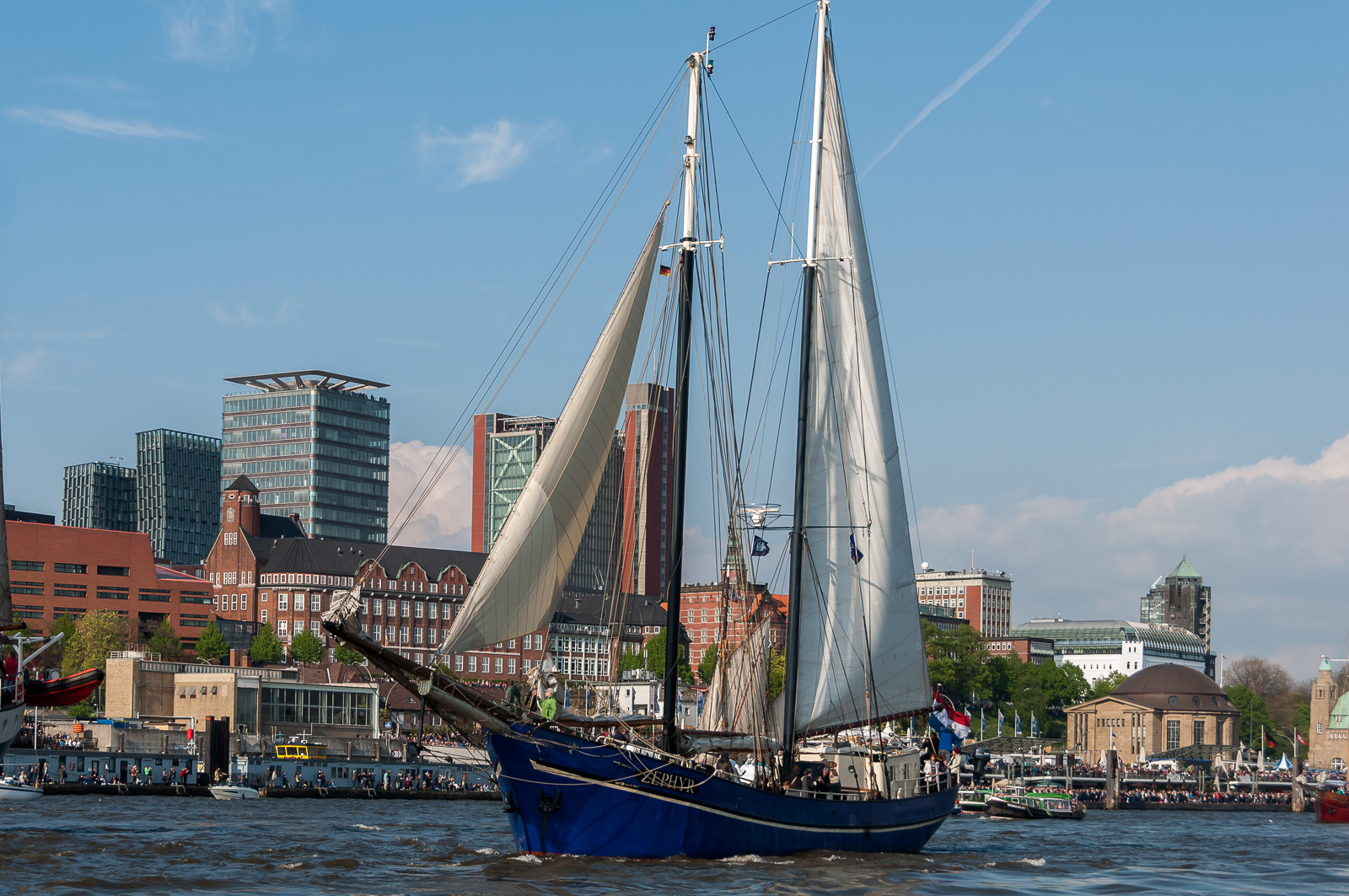 Die Auslaufparade Des 823 Hafengeburtstages Tei Ii Hamburg Und