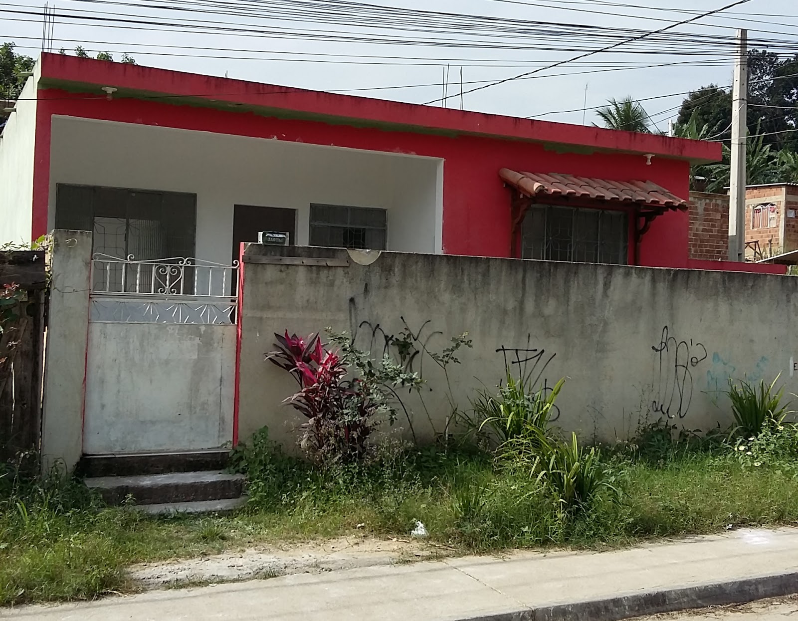 Morando sozinha