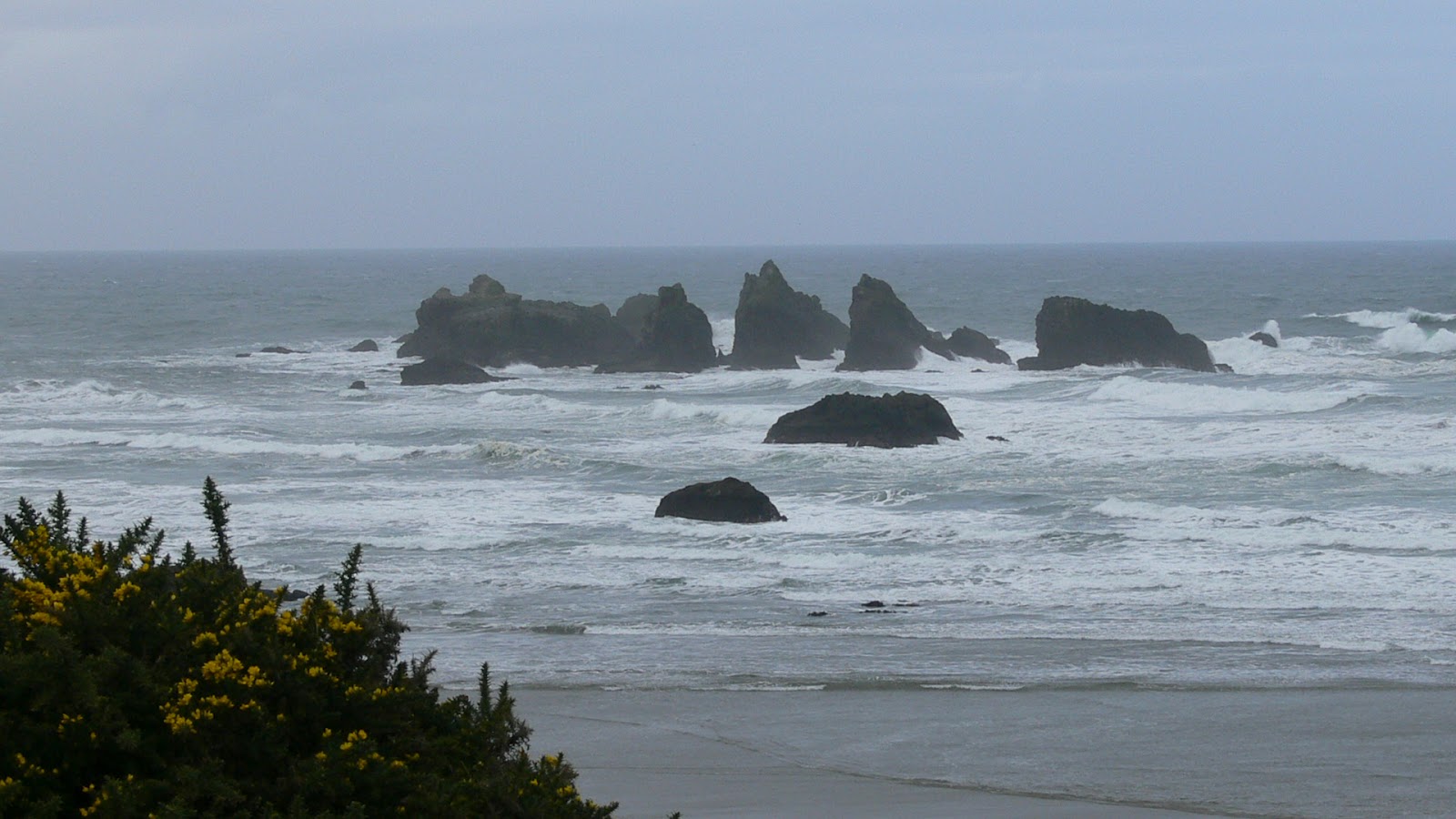 Footloose From Brookings Oregon to Astoria we experience a variety of