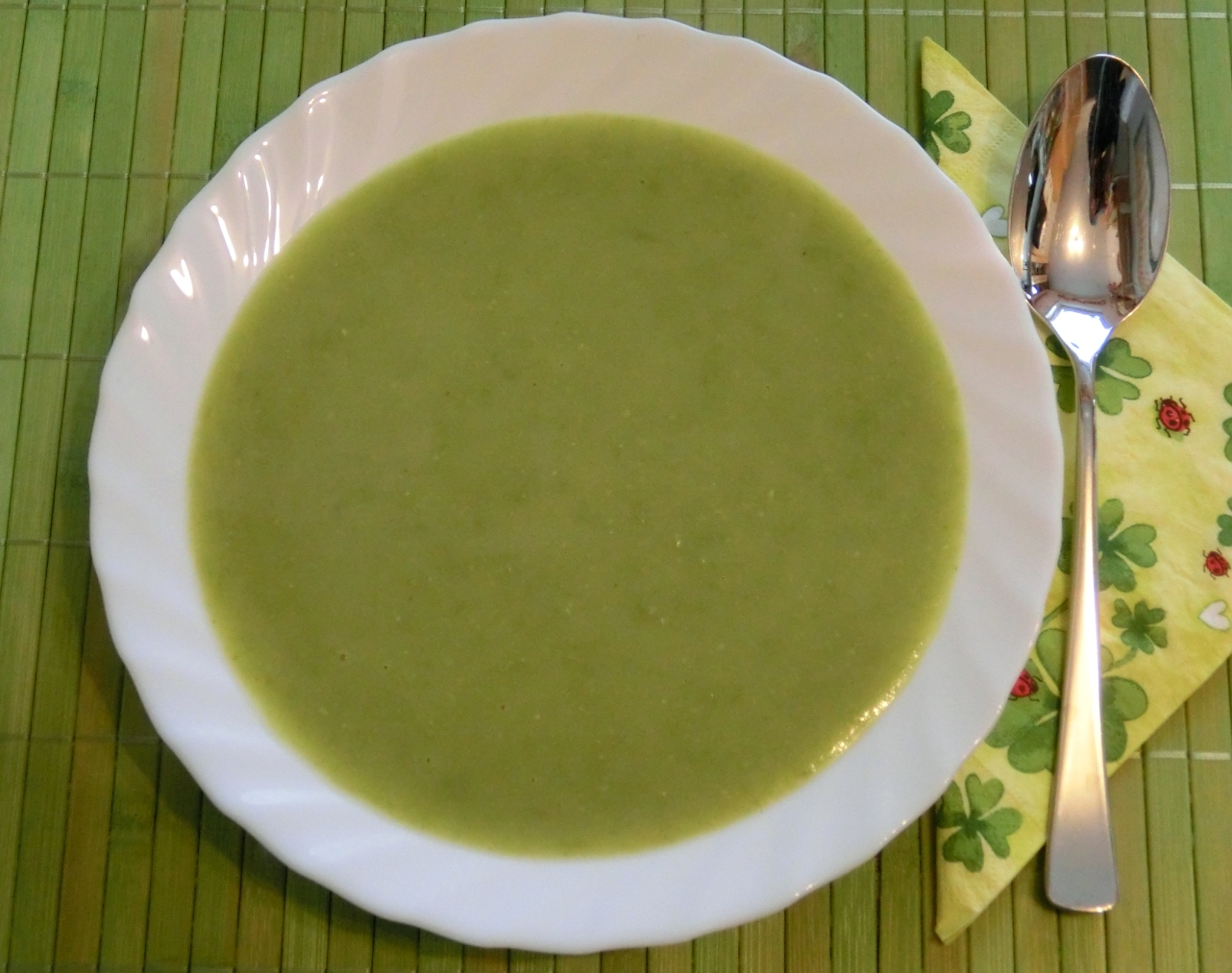 Bhakti Yoginis Blog: Erbsen-Kokos-Suppe