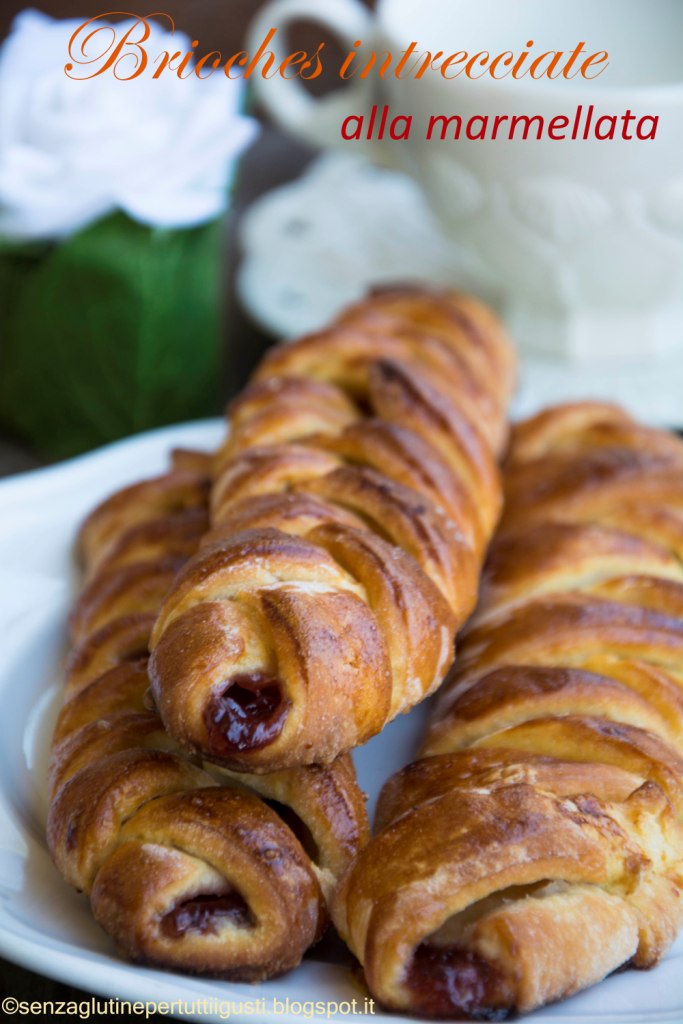 brioches senza glutine alla marmellata di ciliegie