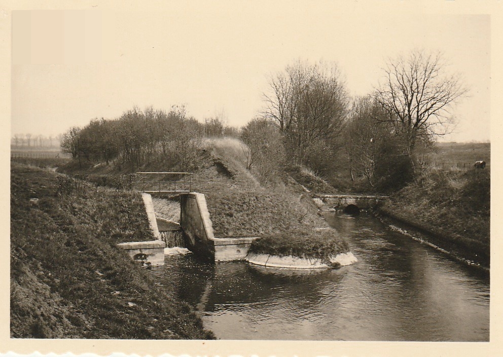 EssignylePetit, naguère et jadis, parfois aujourd'hui La rigole en