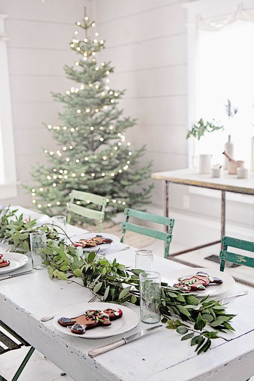 Table Decor Chalet Avec Chemin De Table En Fourrure Table Decor Chalet Avec Chemin De Table En Fourrure