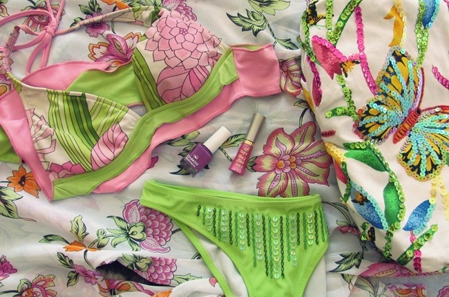 pink and green mix and match bikini with floral print top