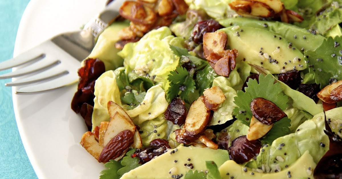 рецепт самого вкусного салата с авокадо. салат с авокадо и огурцом. рецепт самого вкусного салата с авокадо. авокадо с креветками. салат с гребешком и авокадо.