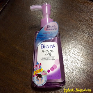 Biore Cleansing Oil bottle