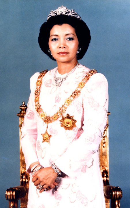 Puteri Raja Kelantan Ratu Cantik Pertama Malaysia