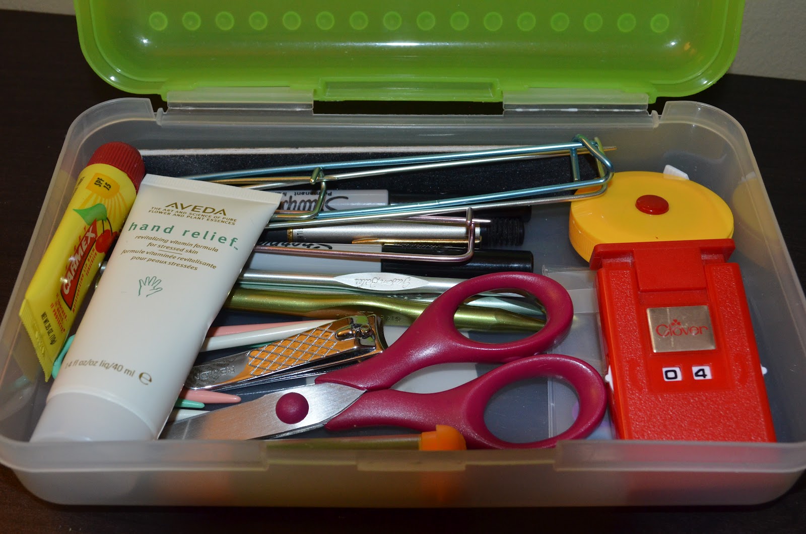 The Trials and Tribulations of a Fishermans Widow: The Knitting Essentials