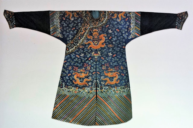 FolkCostume&Embroidery: Dragon Robes of the Qing Dynasty