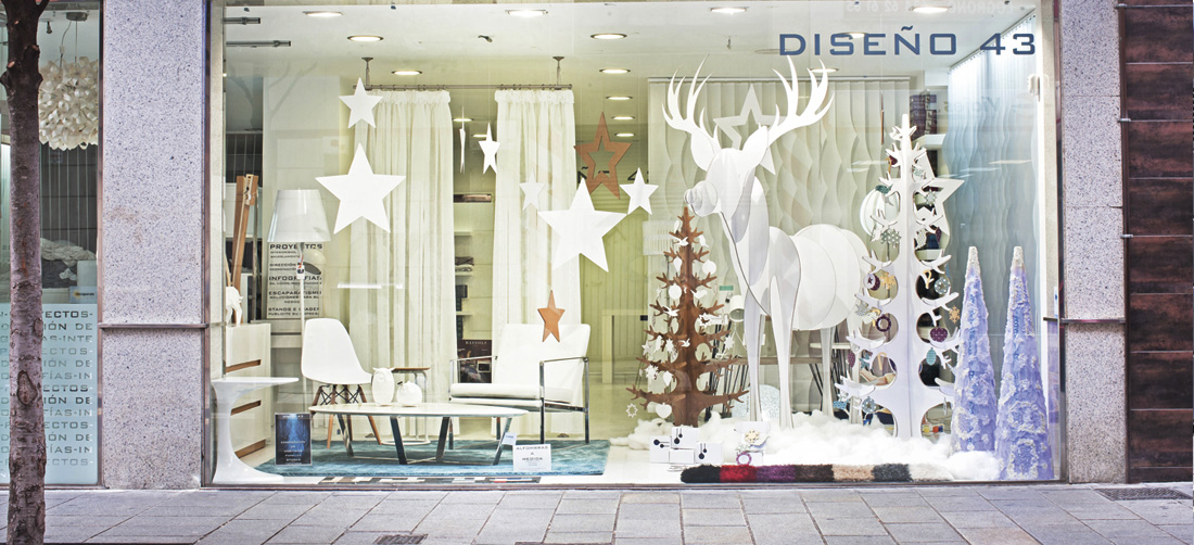 Monsieur Carton: El cartón como protagonista en escaparatismo