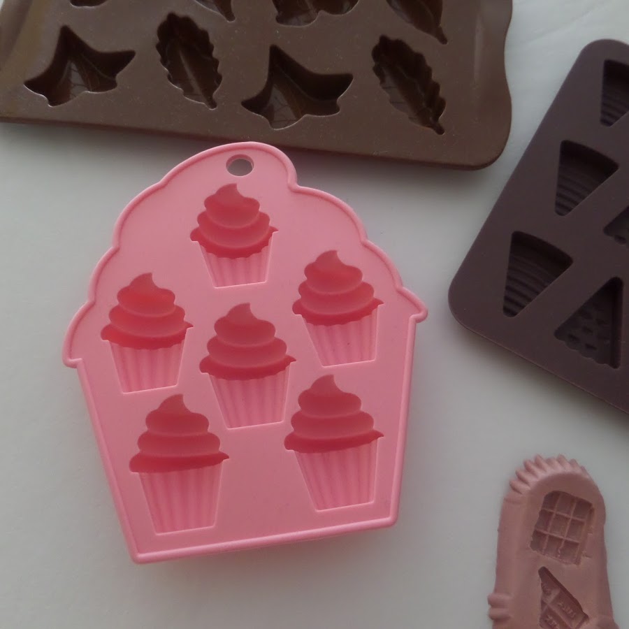 Manualidades con niños con pasta de modelar