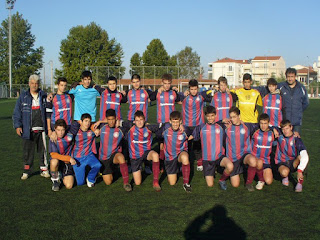 η ομάδα νέων της ακαδημίας ποδοσφαίρου θεσσαλονίκης