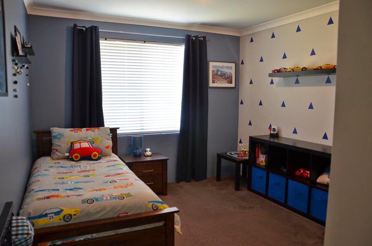 lime mortar little boy s car room