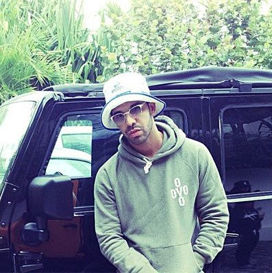 drake bucket hat