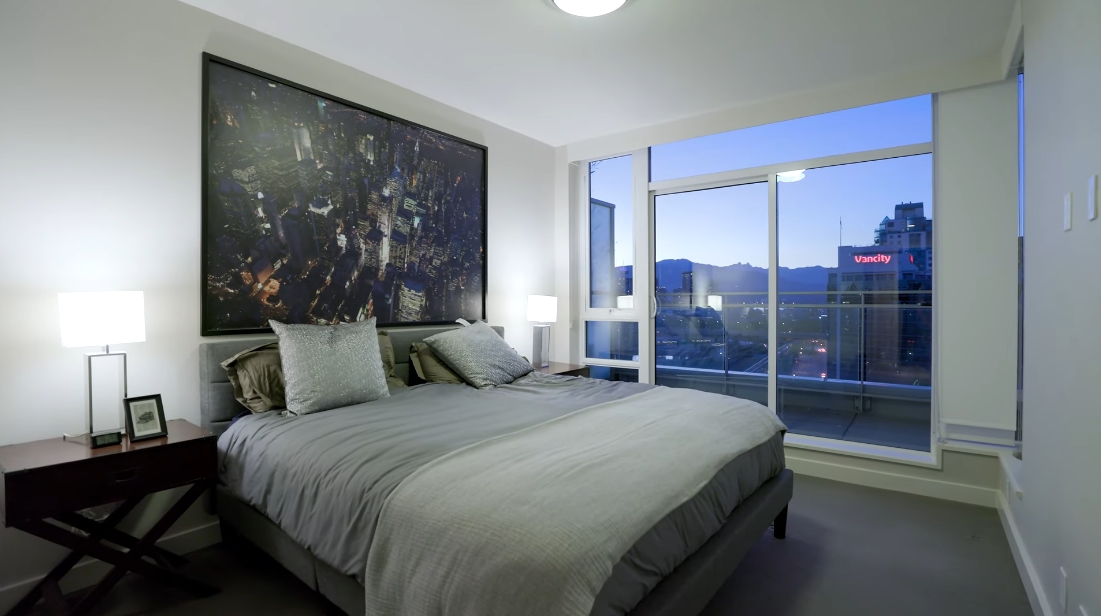 27 Interior Design Photos vs. 2107 Quebec St, Vancouver Luxury Penthouse Tour