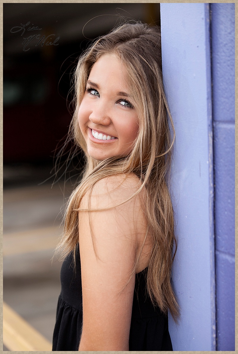 Lisa McNiel Flower Mound Senior Picture Photographer serving Dallas