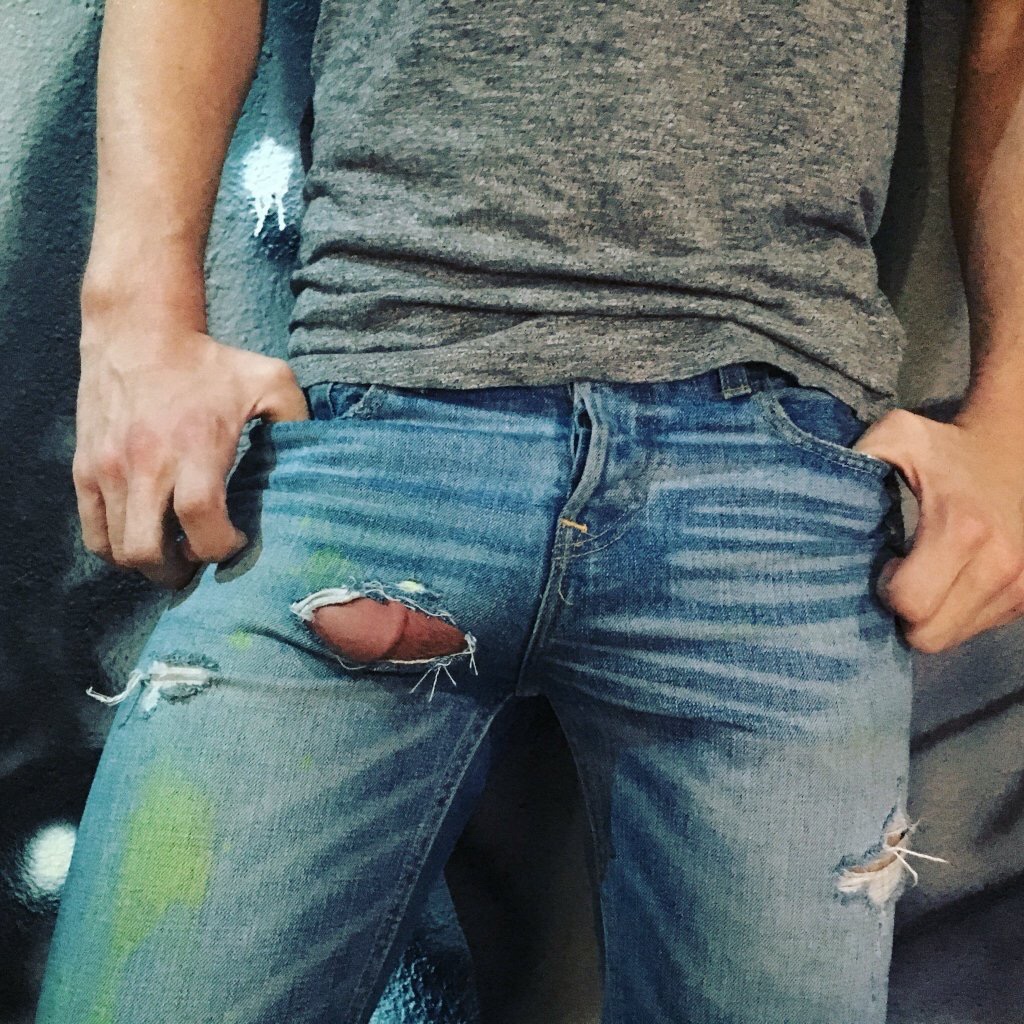 гея трахают в джинсы фото 37