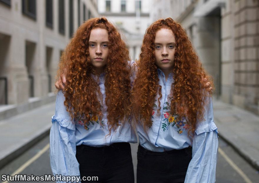 Twins Photography in the Project ‘Alike But Not Alike’ by Peter Zelewski