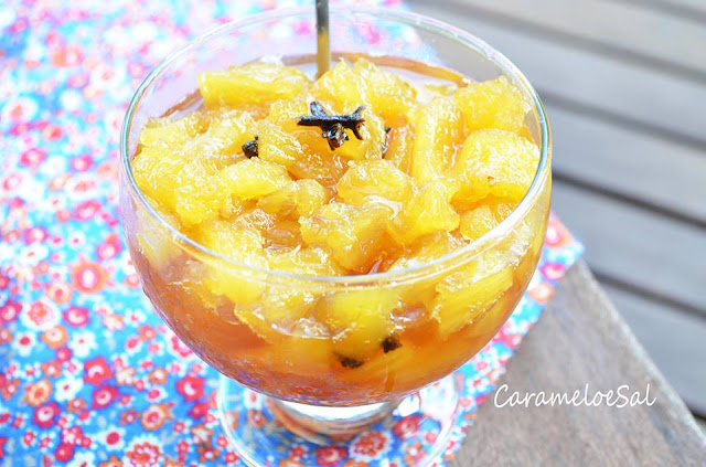 Doce de Abacaxi com Calda de Caramelo