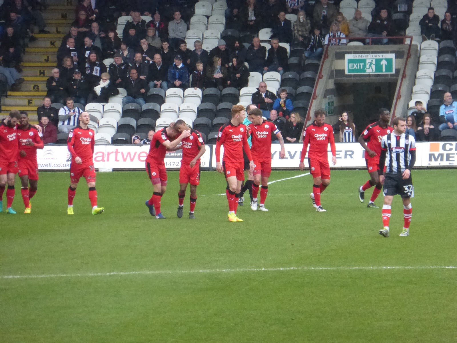 Crawley Town Football Club History: FIFTY FIVE PICTURES: Grimsby Town v 