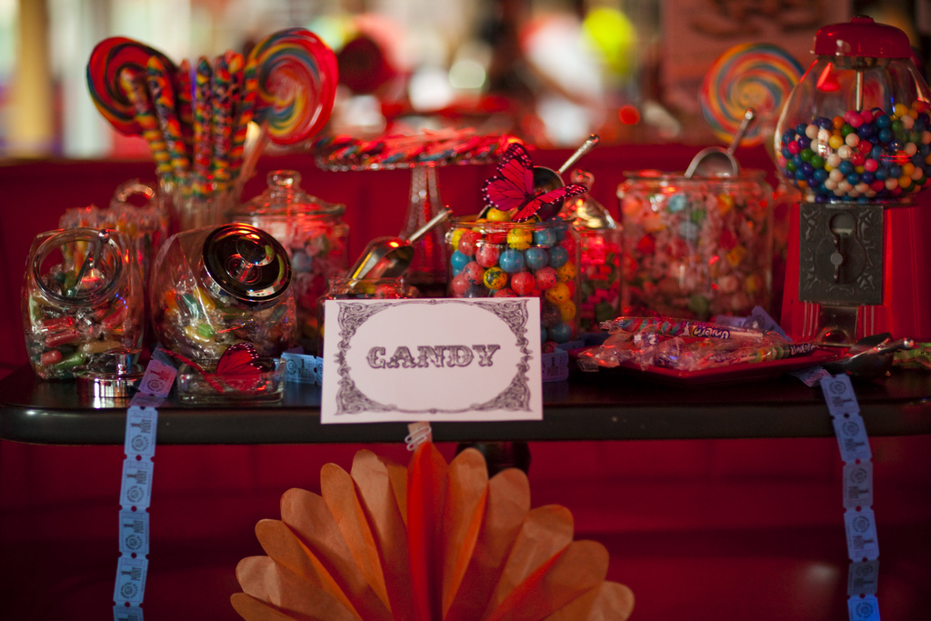 Sweet Wedding Idea The Creative Candy Buffet
