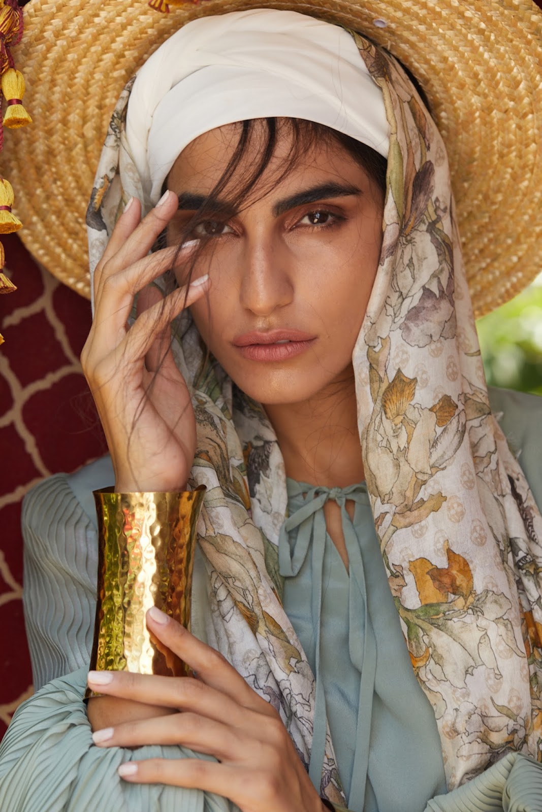 Smile: Farnoush Savadkouhi in Vogue Arabia July/August 2017 by Ziga ...