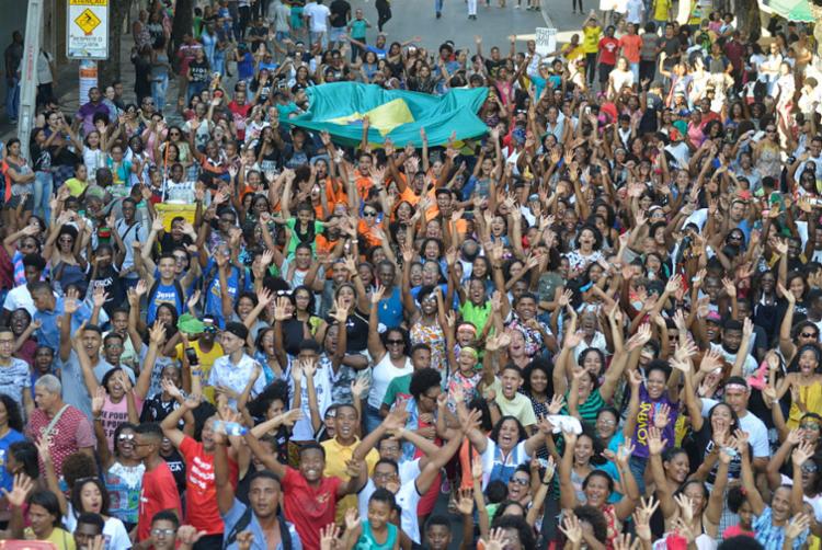 Marcha para Jesus movimenta centro de Salvador. veja imagens