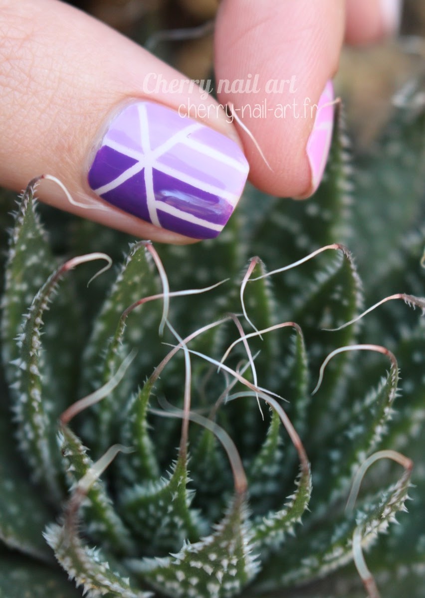 nail-art-plante-grasse-géométrique-stripping-tape