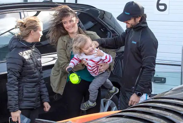 Prince Carl Philip raced in Swedish GT in Mantorp park motorway in Mjölby. Princess Sofia came to Mantorp park