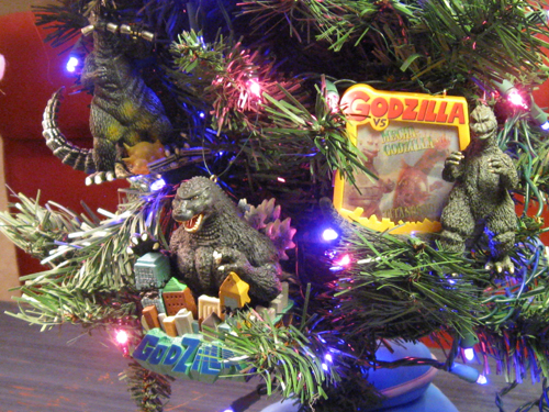 Godzilla holiday tree - Detail 1