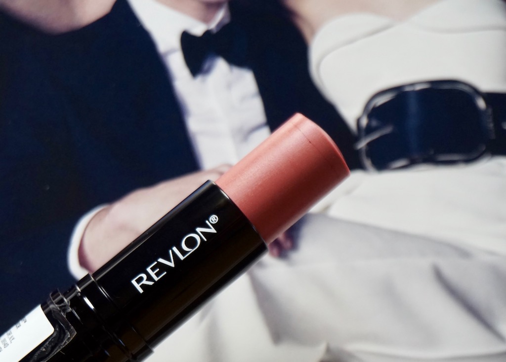 Achieve Long Lasting Pretty and Flushed cheeks with Revlon Blush