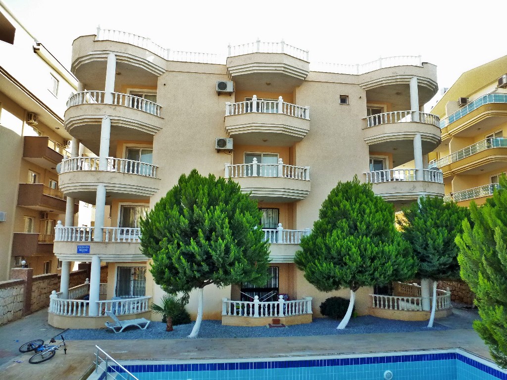 Altınkum�da Satılık Daire, 3+1 lüks sitede havuzlu daire Didim