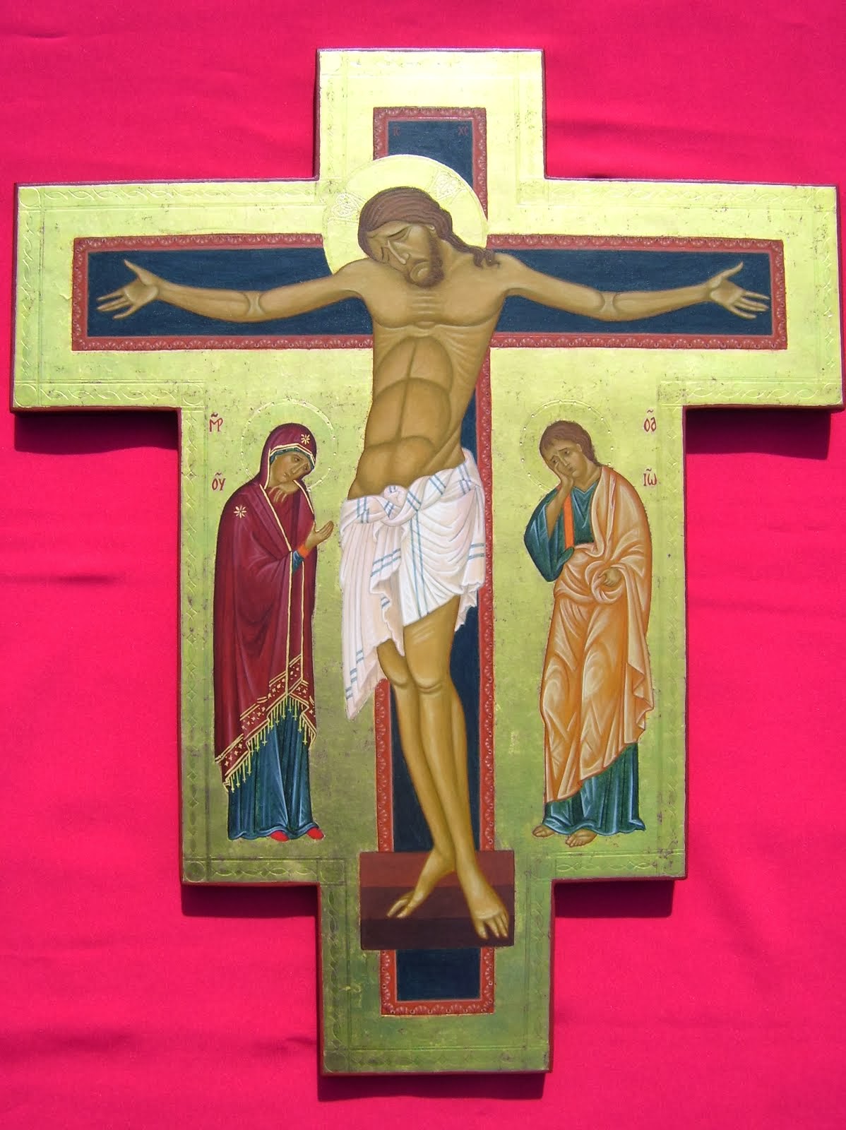 Crucifixión (basado en obras de Giunta Pisano)
