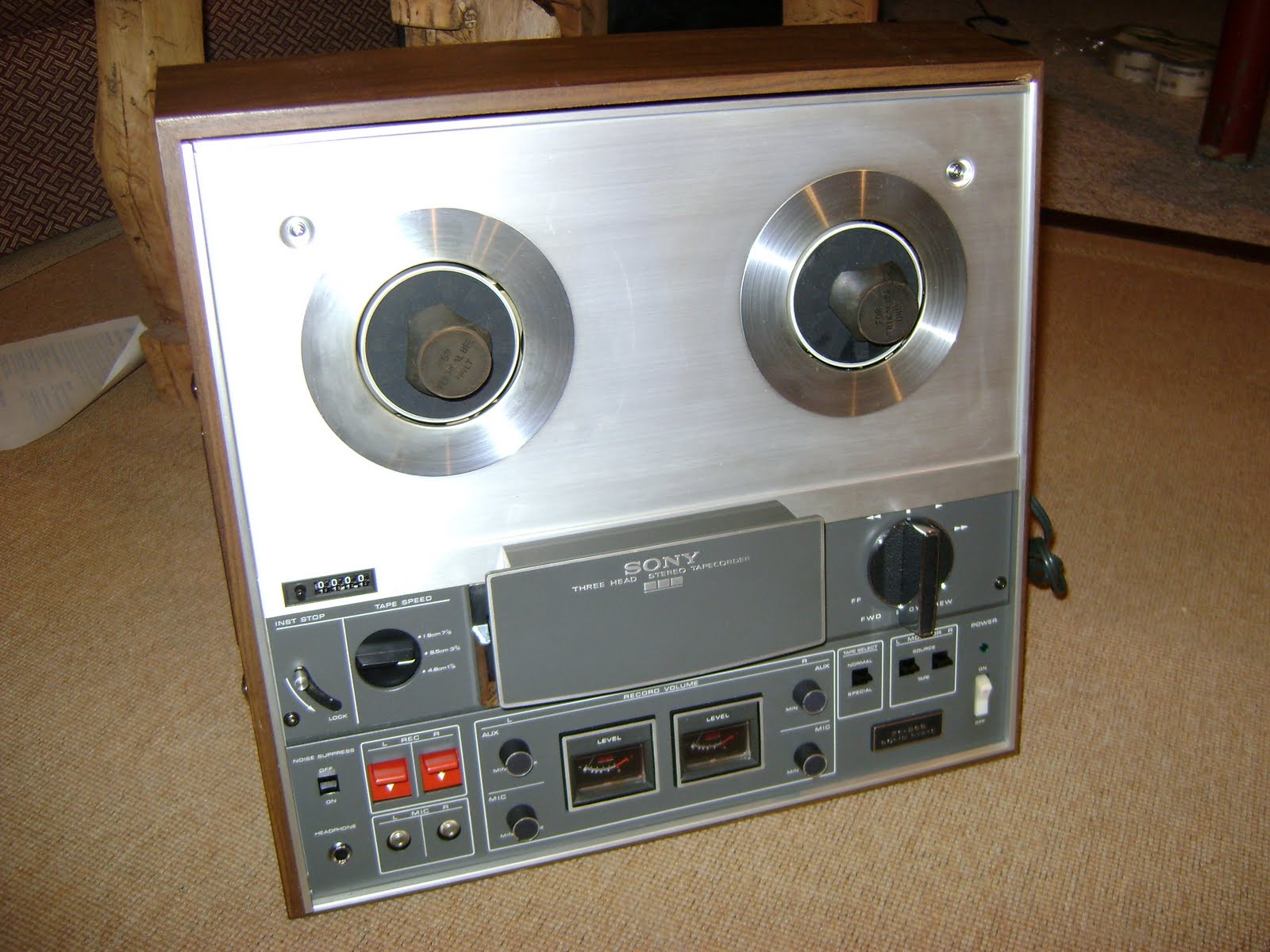 Adventures In Ebay Vintage Sony Reel to Reel Tape Deck