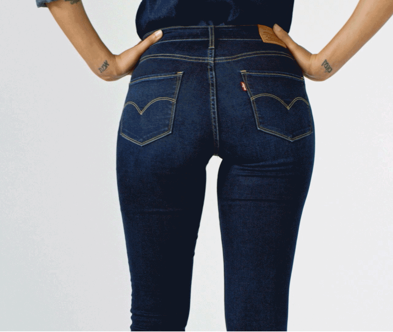 Levi's Sculpt Jeans | Fashion Blog by Apparel