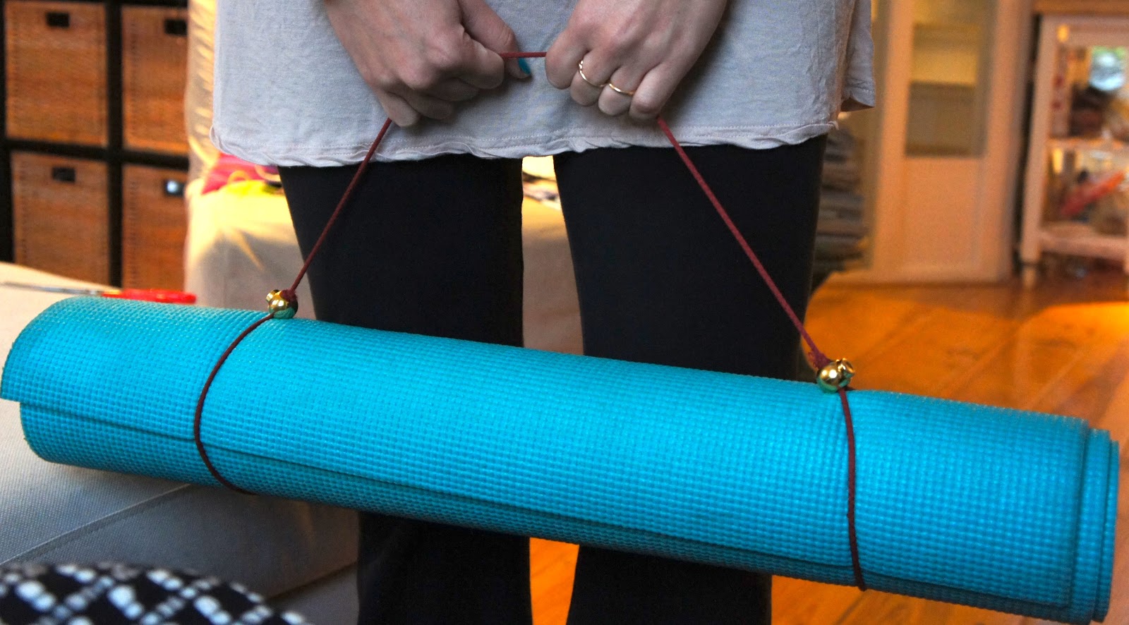 Breakfast at Fayme's DIY; Yoga mat strap