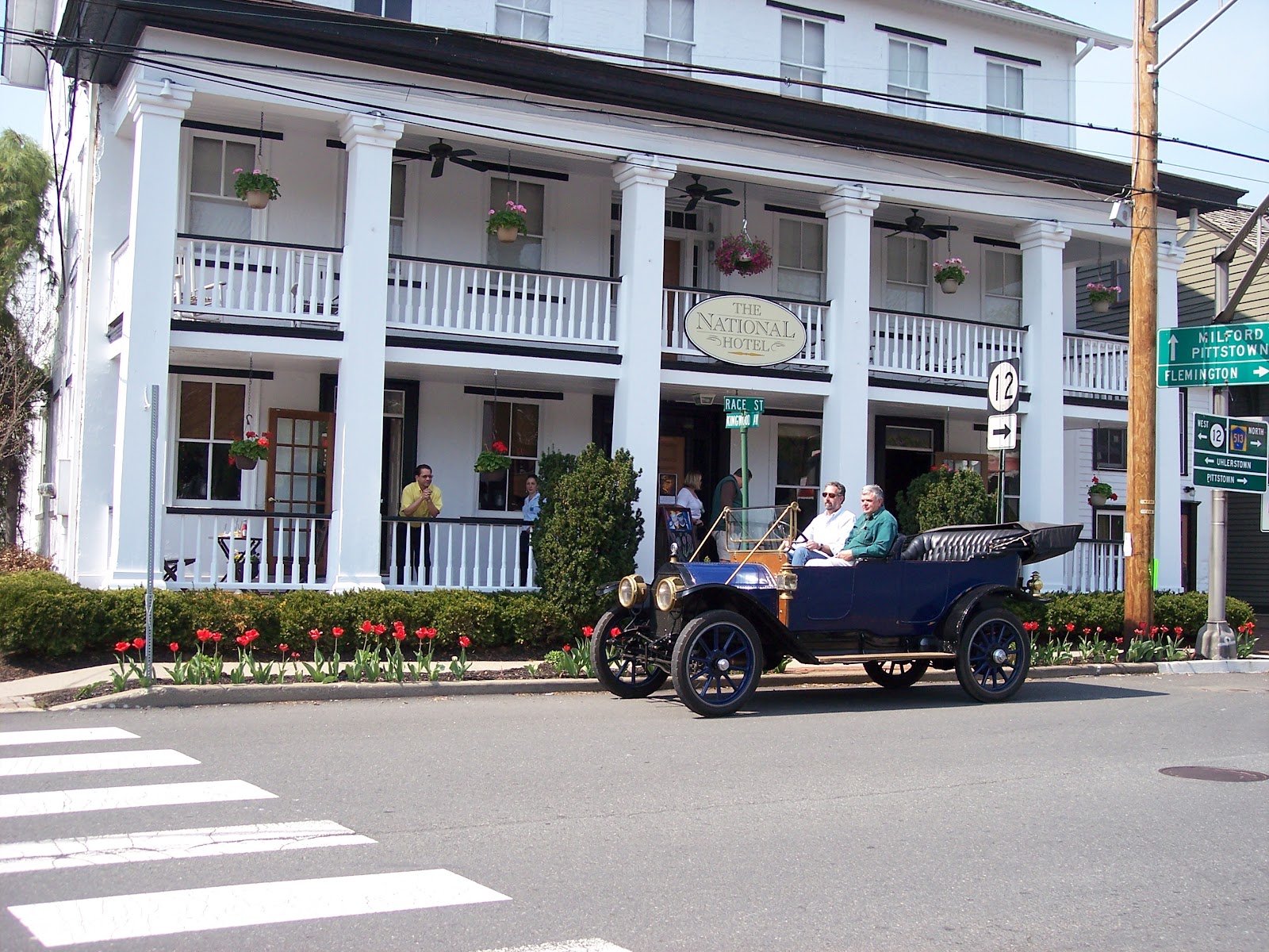 The National Hotel, Frenchtown, NJ JULY SHOWCASES SUMMER IN FRENCHTOWN, NJ
