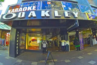 Oakley O-Store