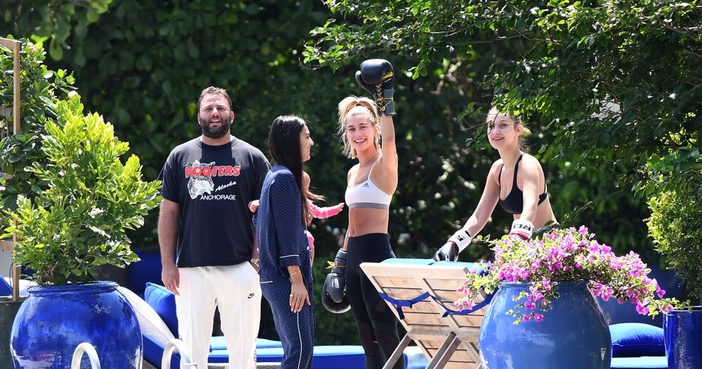Bella Hadid and Hailey Baldwin Go in on a Boxing Workout (Photos