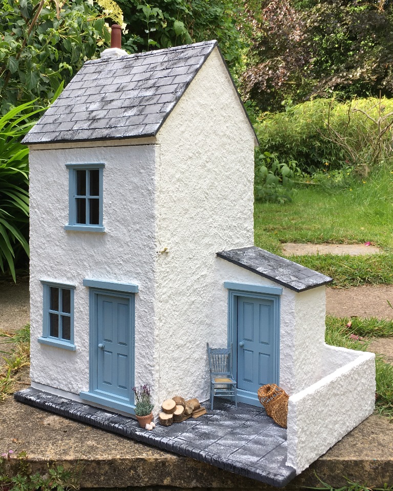 dolls house makers