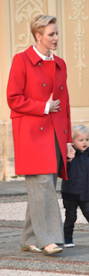 Manteau Louis Vuitton / ballerines Jimmy Choo