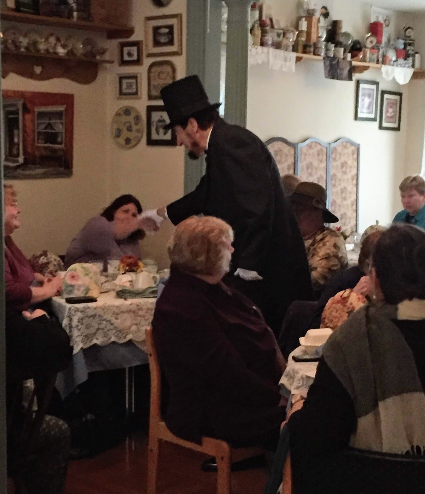 Rosemary S Sampler Tea With President Lincoln