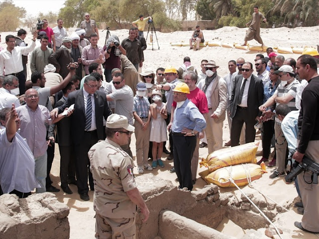 اكتشاف الكنز الفرعونى فى محافظة المنيا اكتشاف الكنز الفرعونى فى محافظة المنيا